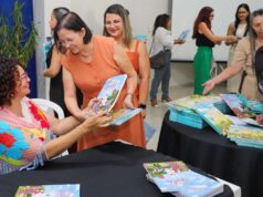 Prefeitura lança livro didático destacando história, cultura, geografia e identidade de Várzea Grande