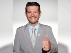 Vereador quer proibir motoristas de app a 100 metros de pontos de táxi