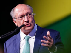 Após sair do hospital, Alckmin brinca, mas revela “má notícia”