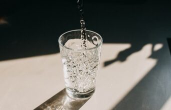 O risco de beber água da chuva