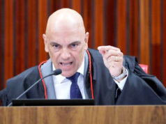 Moraes abre inquérito contra Eduardo; Bolsonaro deve depor