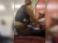 Aluno é retirado à força da sala de aula por PMs em MG. Vídeo