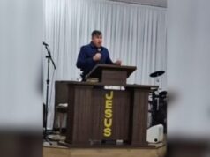 Pastor passa mal e morre durante pregação em culto transmitido ao vivo