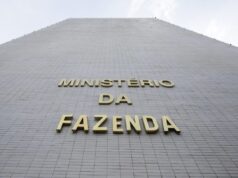 Pé-de-meia e Seguro Defeso: governo prevê R$ 10 bi de economia em 2026