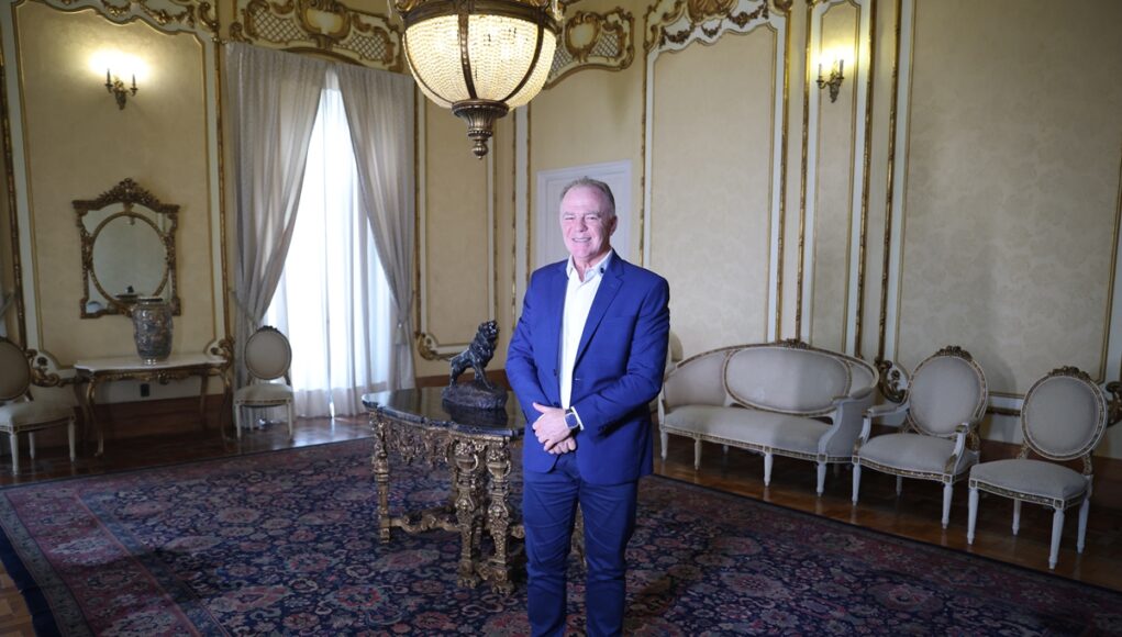 Governador-casagrande-aberta.jpg
