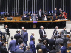 Governo minimiza derrota, mas Centrão dá como certa derrubada do IOF