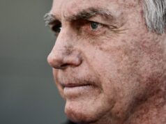 Bolsonaro reúne Tarcísio e líderes do PL em ato pró-anistia em SP