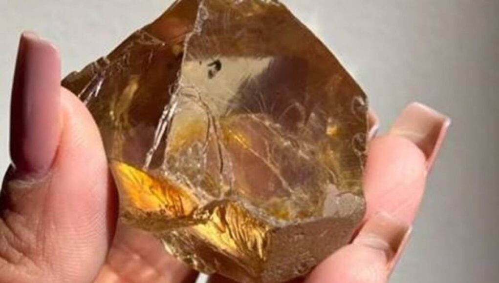 diamante_gigante.jpg