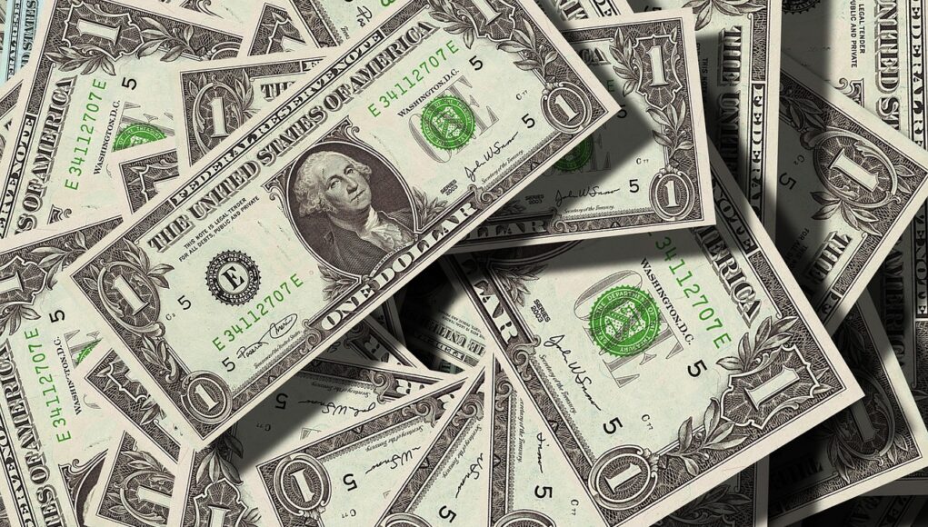 dollars-499481_1280.jpg