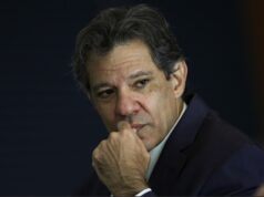 Haddad vai debater alternativas ao aumento do IOF com líderes do Congresso no domingo
