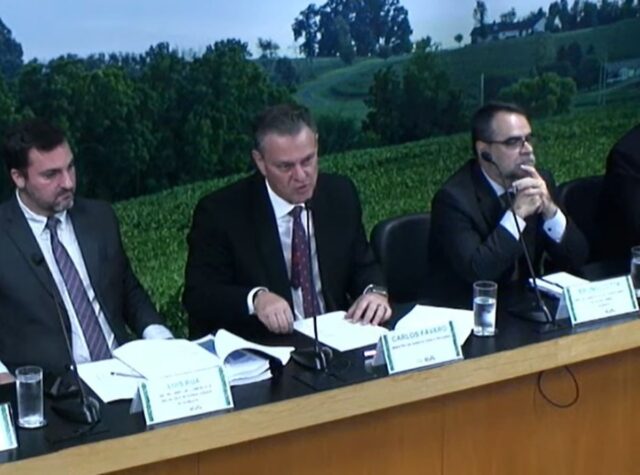 frame-favaro-agricultura-coletiva.jpeg