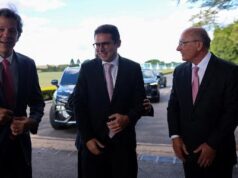 Haddad quer cortar supersalários; mercado quer mexer no salário mínimo