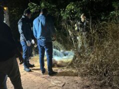 Dois homens são encontrados mortos dentro de saco de areia próximo à mata