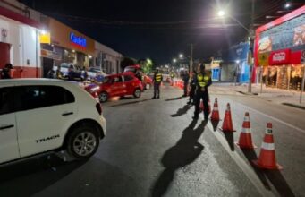 Doze motoristas são presos por embriaguez em nova Operação Lei Seca em Cuiabá