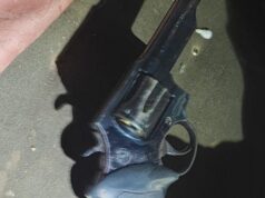 Criminoso envolvido em roubo de carro atira em policiais militares e morre baleado em confronto