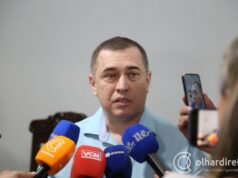 Pendurou as chuteiras