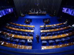 Senado define comissão que vai aos EUA negociar tarifaço de Trump