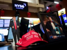 Resiliência do mercado é desafiada pela ofensiva tarifária de Trump no fim de semana