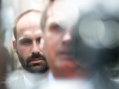 AGU aciona STF por elo entre Eduardo e operação com dólar antes de tarifaço