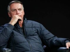 Bolsonaro é alvo de mandado de buscas da PF, em Brasília