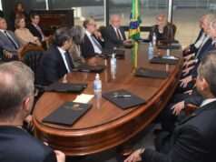 Lula convida os 11 ministros do Supremo para reunião no Alvorada