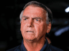 Bolsonaro começa a cumprir pena na Superintendência da PF