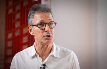 Zema diz que tarifaço contra Brasil é erro de Trump e culpa Lula