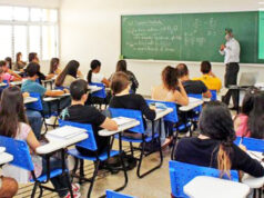 Prefeito ameaça com processo e a privatização do ensino em Cuiabá