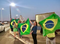 Apoiadores de Bolsonaro fazem buzinaço contra Lula e Moraes. Vídeo