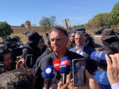 “Suprema humilhação”, diz Bolsonaro sobre medidas de Moraes