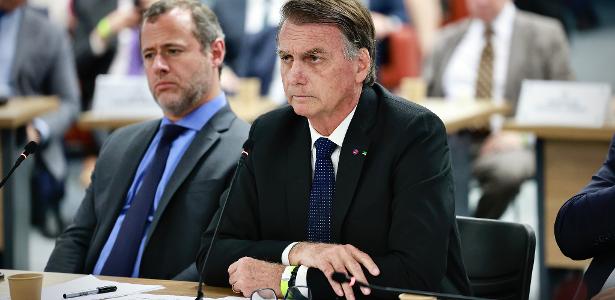 o-ex-presidente-jair-bolsonaro-pl-ao-lado-do-advogado-paulo-bueno-cunha-1751391363006_v2_615x300.jpg