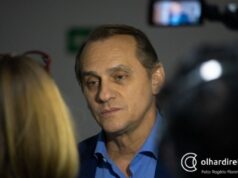 Sem voo, sem dinheiro