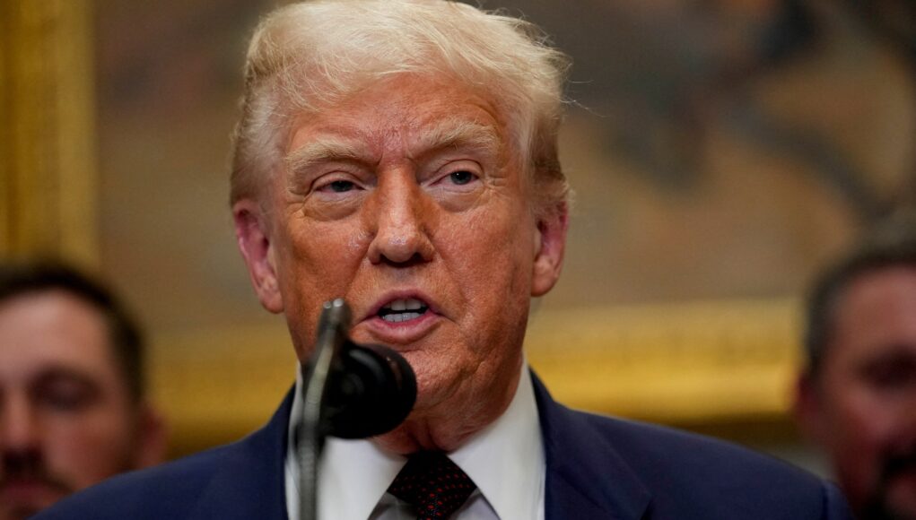 2025-07-31T215423Z_1571907641_RC2WXFA2ZQAS_RTRMADP_3_USA-TRUMP.jpg