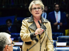 PP e União Brasil selam aliança com palmas a Bolsonaro