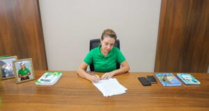 Flávia Moretti sanciona lei que institui programa Autismo em Foco-Saúde – Flávia Moretti sanciona lei que institui programa Autismo em Foco-Saúde