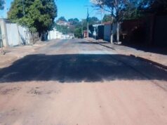Prefeitura executa serviços de tapa-buraco em vários bairros de Várzea Grande