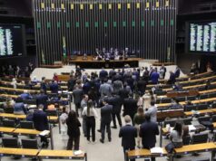 Câmara aprova em 1º turno a PEC da Blindagem a parlamentares – CartaCapital