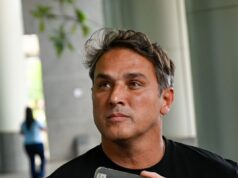Zucco visita Bolsonaro e diz que ele está com “saúde debilitada”