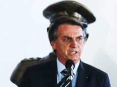 MP Militar deve pedir ao STM expulsão de Bolsonaro e militares