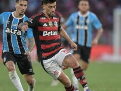 Flamengo e Grêmio ficam no empate em jogo com gol de goleiro