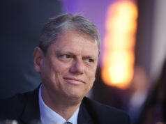 Presidente do Republicanos tieta Tarcísio sobre candidatura em 2026: "Quem sabe?"