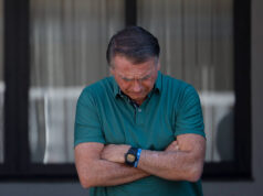Bolsonaro pede que Eduardo ‘feche a boca’ – 25/09/2025 – Mônica Bergamo