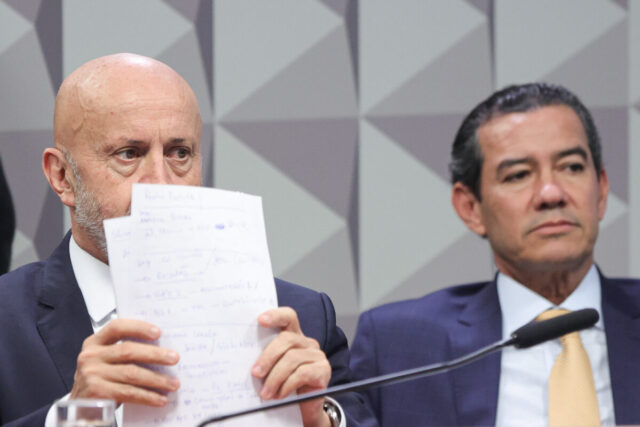 1758853367_Antonio-Carlos-Camilo-Antunes-o-Careca-do-INSS-e-ouvido-na-Comissao-Parlamentar-Mista-de-Inquerito-C.jpeg
