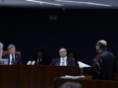 Defesas miram delação de Cid e alegam cerceamento no 2º dia do julgamento – CartaCapital