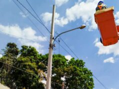 Prefeitura intensifica melhorias na iluminação pública e atende pedido de moradora poucas horas após o pedido