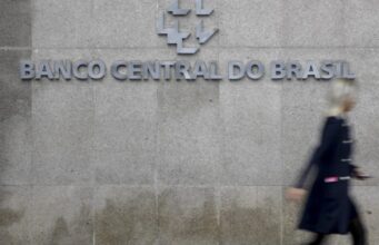 BC limita Pix e TED a R$ 15.000 para prestadores de serviços de TI