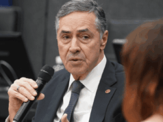 Vamos empurrar o extremismo para a margem da história