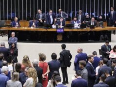 Centrão manobra e retoma o voto secreto na PEC da blindagem