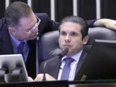Hugo Motta diz a líderes que pautará a anistia ao 8 de Janeiro – CartaCapital
