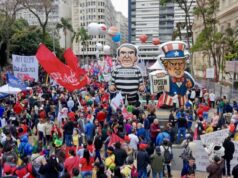 veja fotos do ato da esquerda
